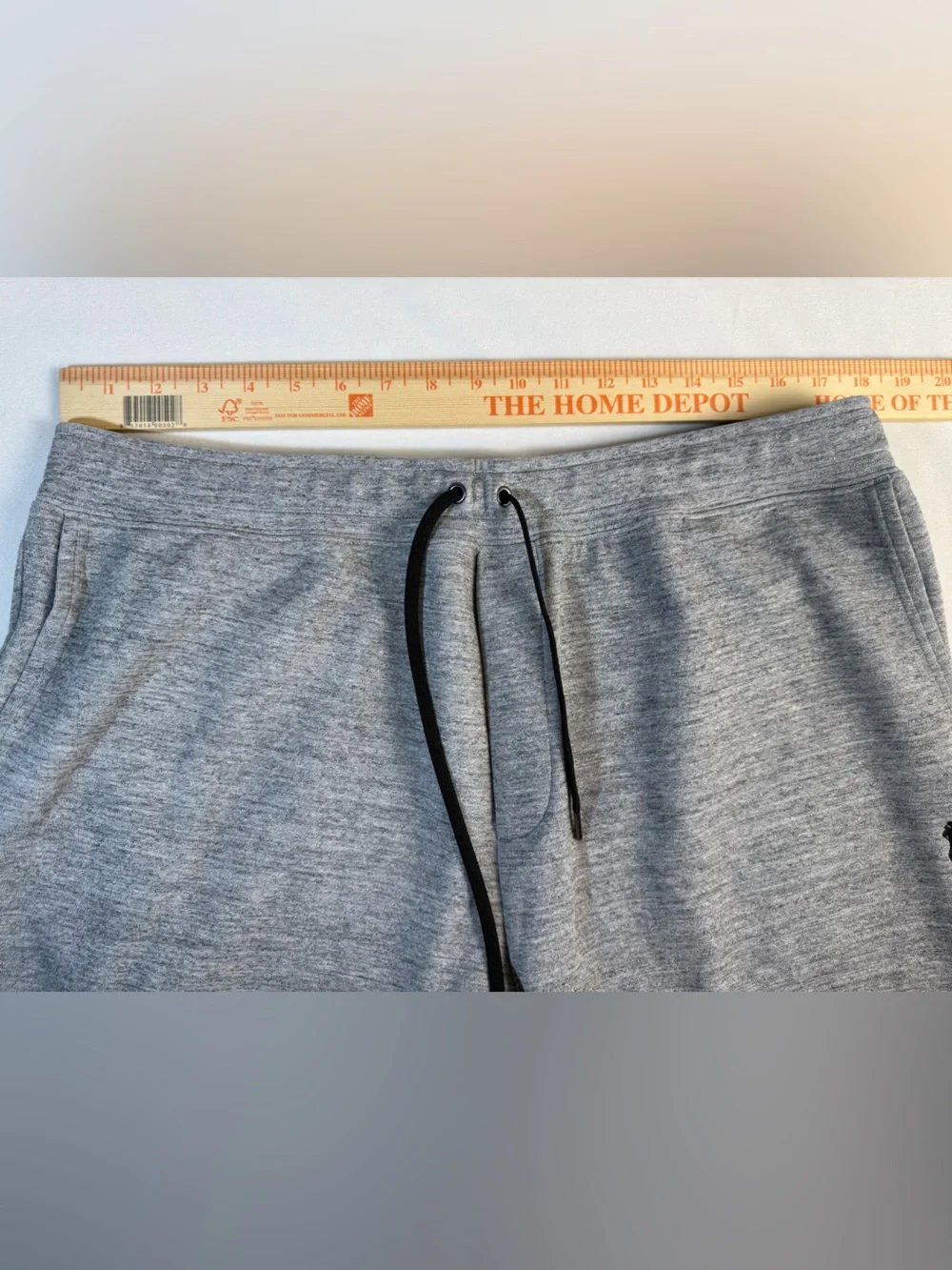 POLO RALPH LAUREN Men's Heather Grey Double-Knit Sweat Shorts 10” Pony
